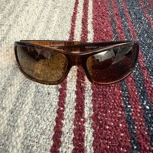 Newport Resort Series Morro Bay Polarized Sunglasses – Tortoiseshell Wrap Frame